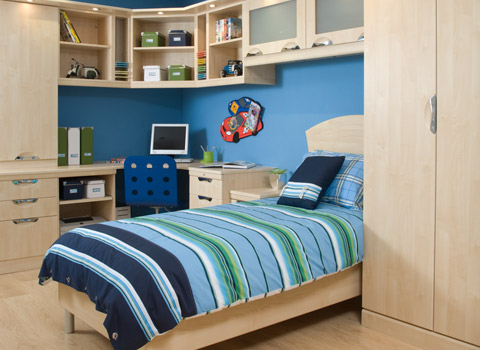 Childs bedroom roomset